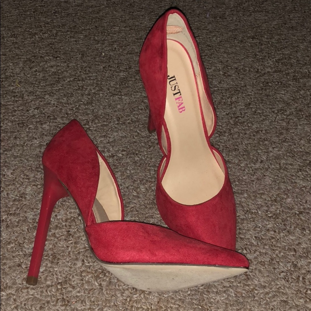 Just fab red pumps